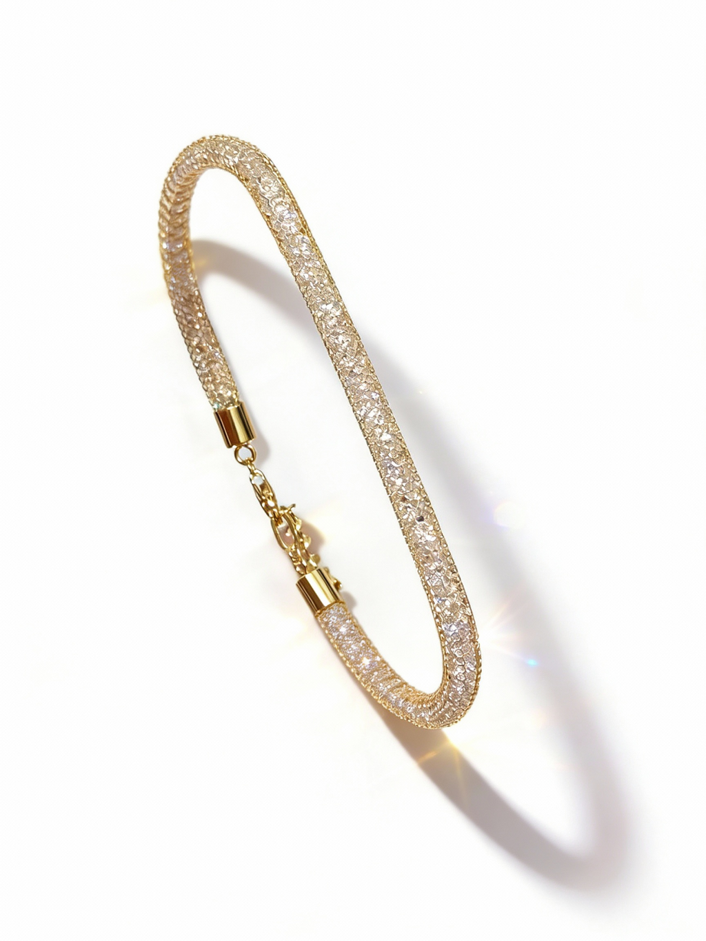 Bracelet en argent sterling plaqué or avec zirconias broyées