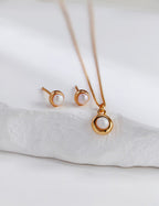 S925 Silver Pearl necklace/earrings