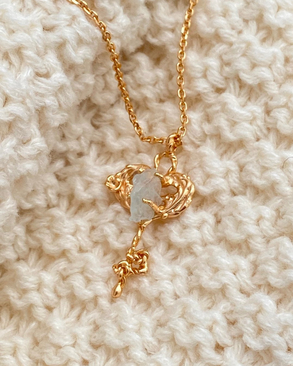 Collar de llaves, joyería de plata.