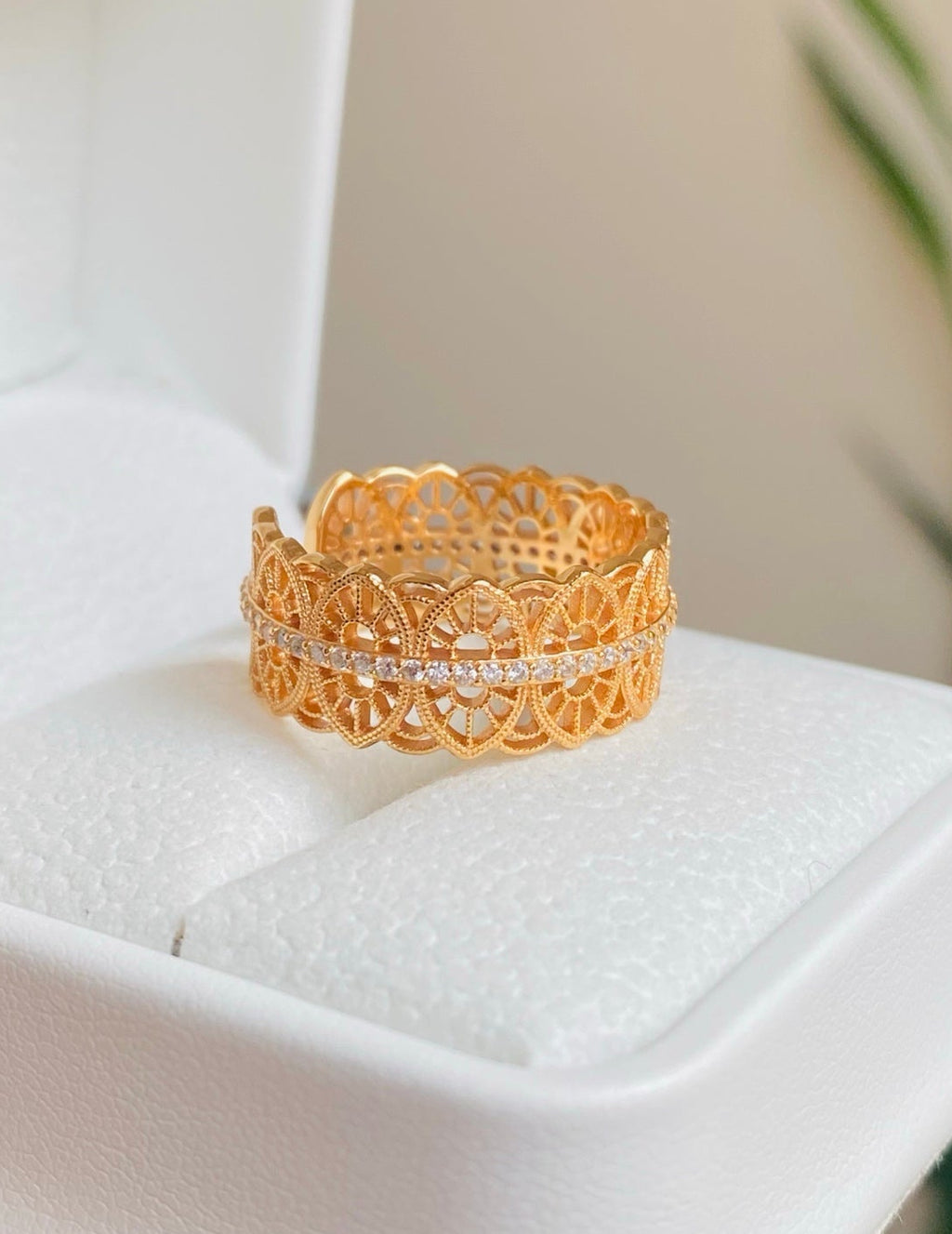 【Filigree Whisper】Ring in S925 Silver & Zirconia