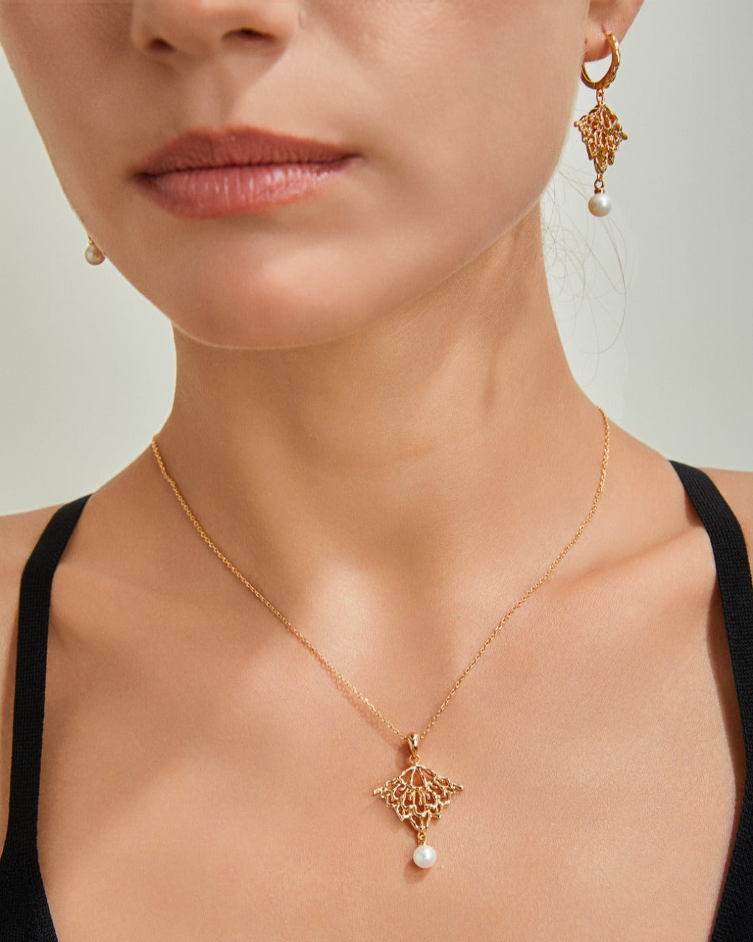 S925 Fashion “Skirt-Hem” Pearl Necklace