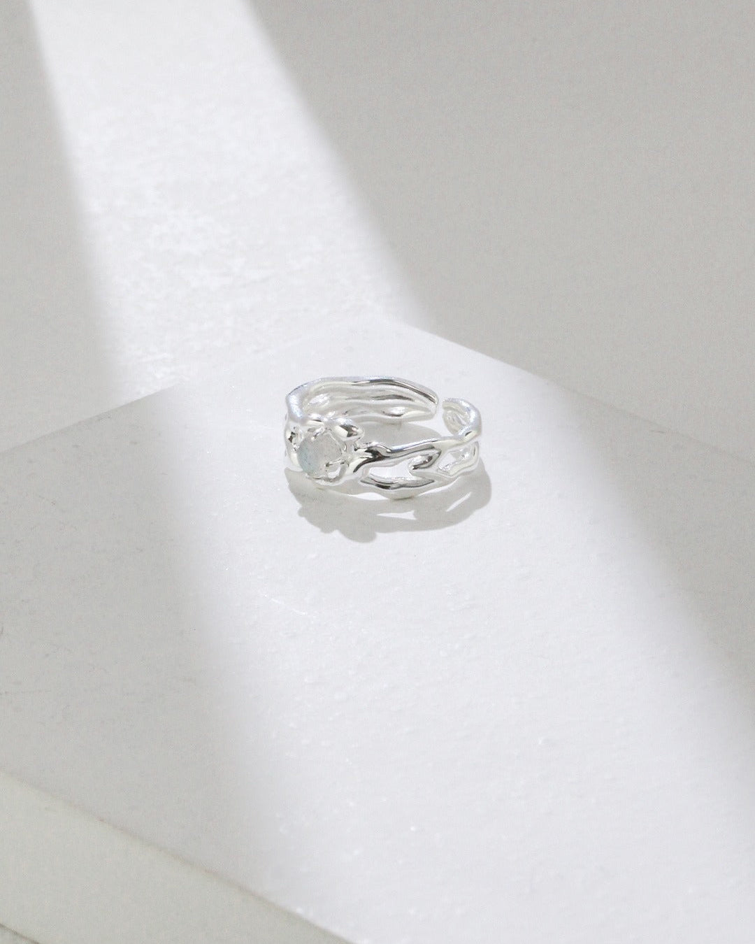Sterling Silver Gray Moonstone Ring