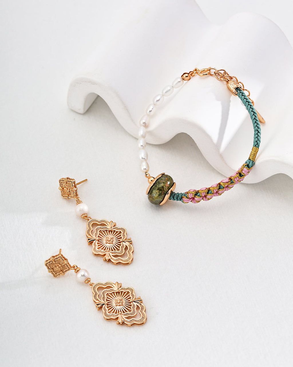 Pearl Bracelet & Cord