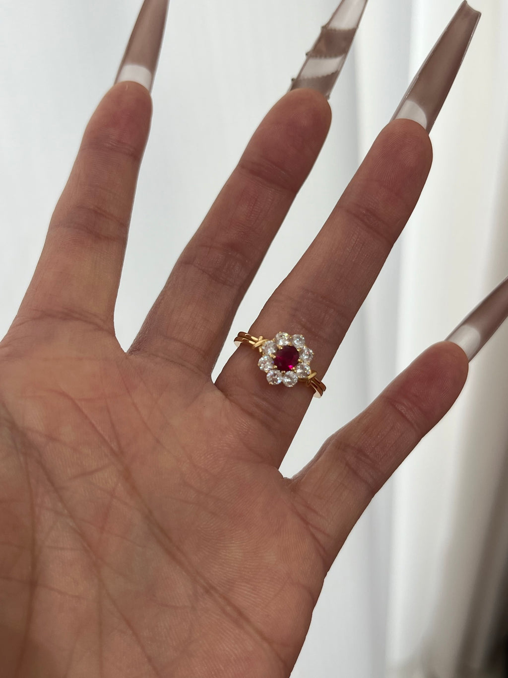 【Heart of Embers】 Red Corundum Ring