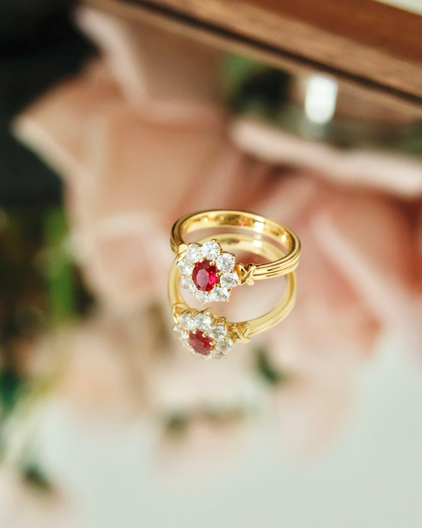 【Heart of Embers】 Red Corundum Ring