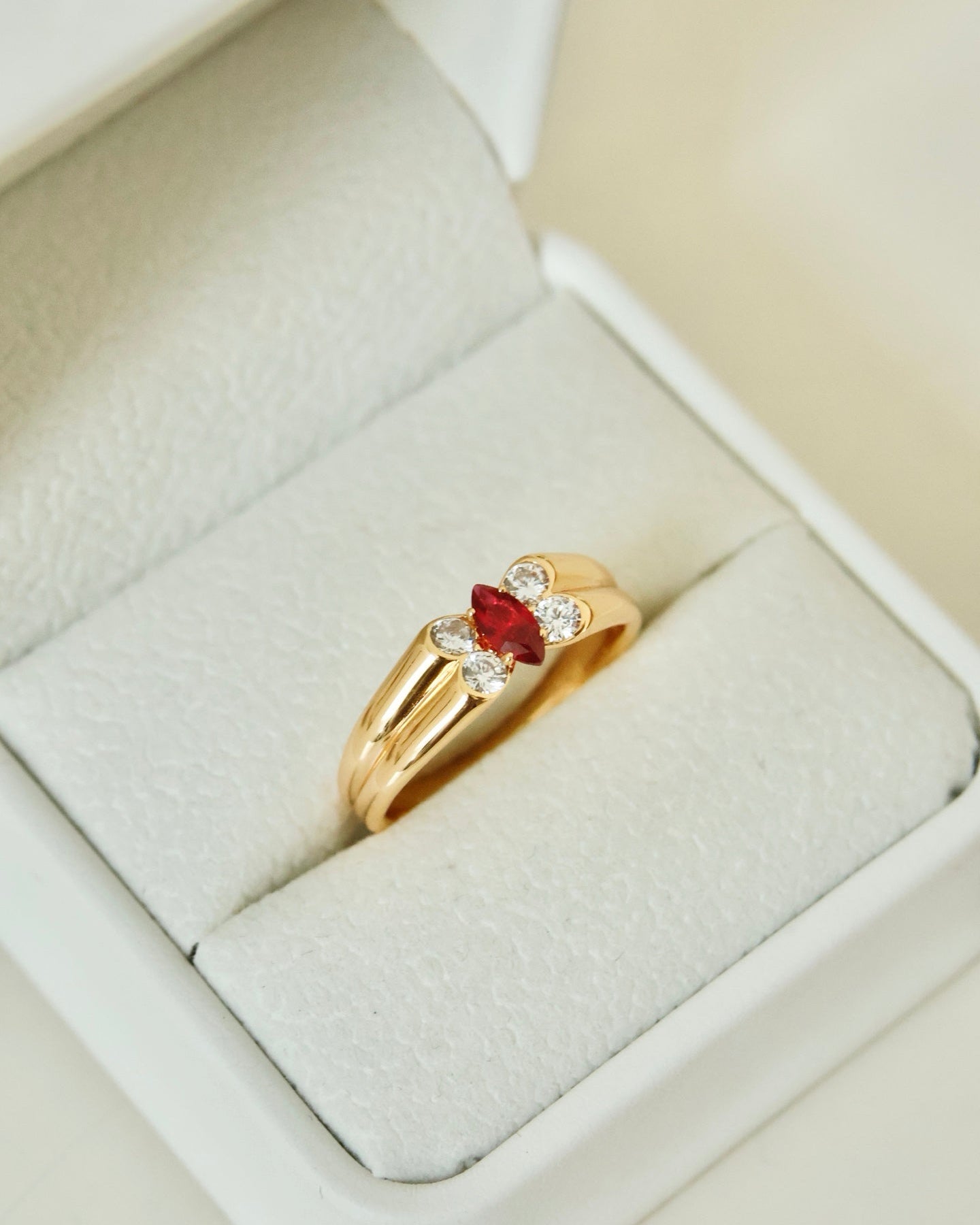 【Waltz of the Butterfly】 Red Corundum & Butterfly Ring