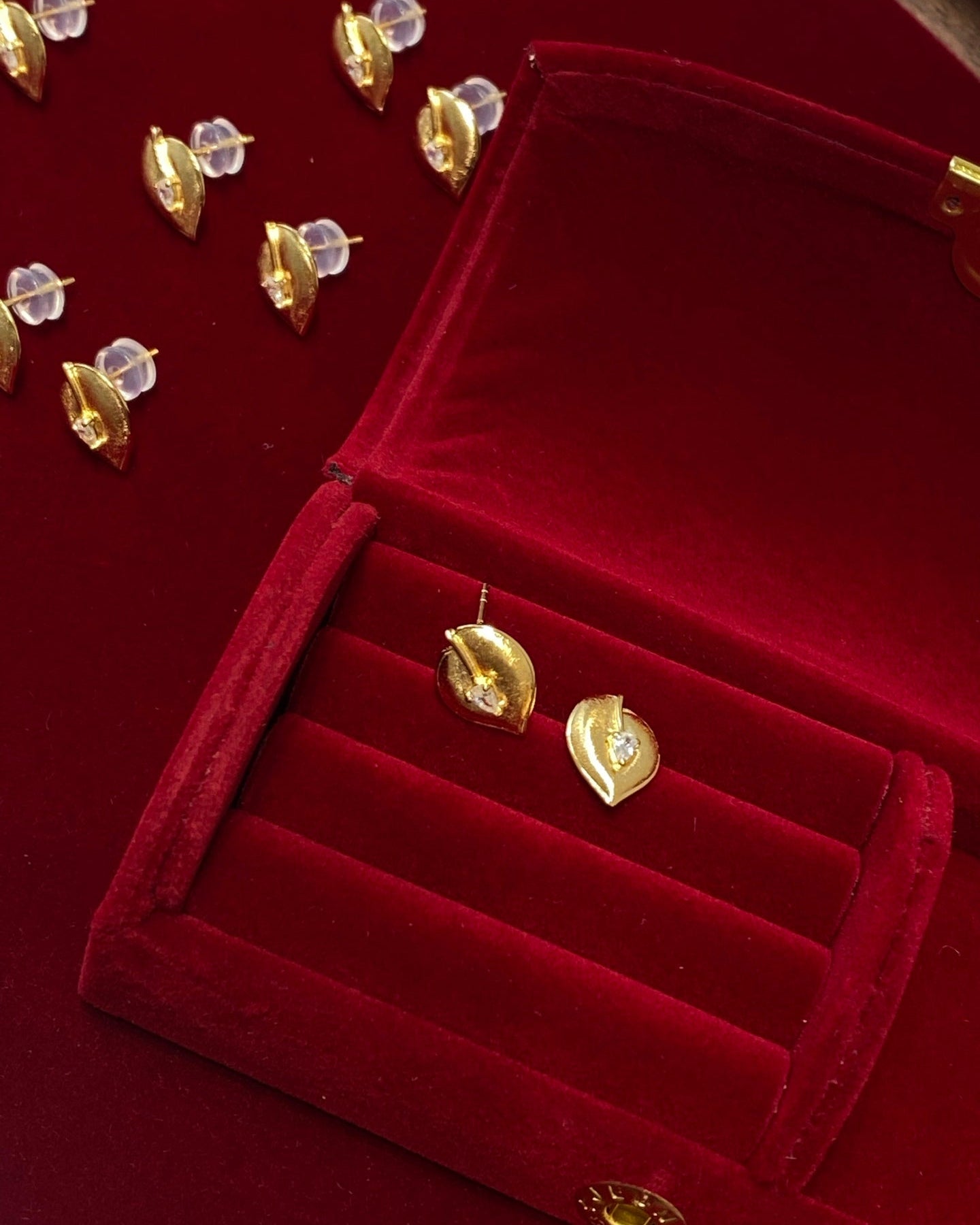 【Starlit Vein】 Earrings