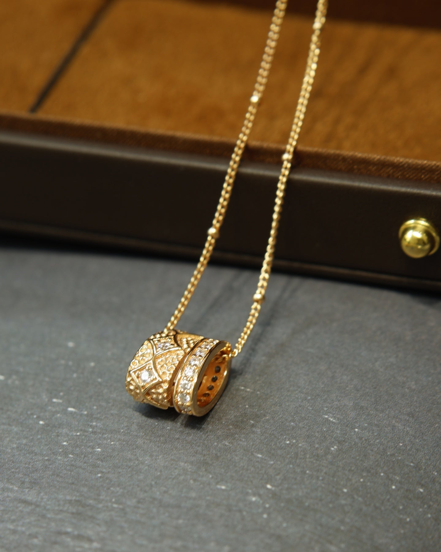 【Textured Starscape 】Pendant Necklace