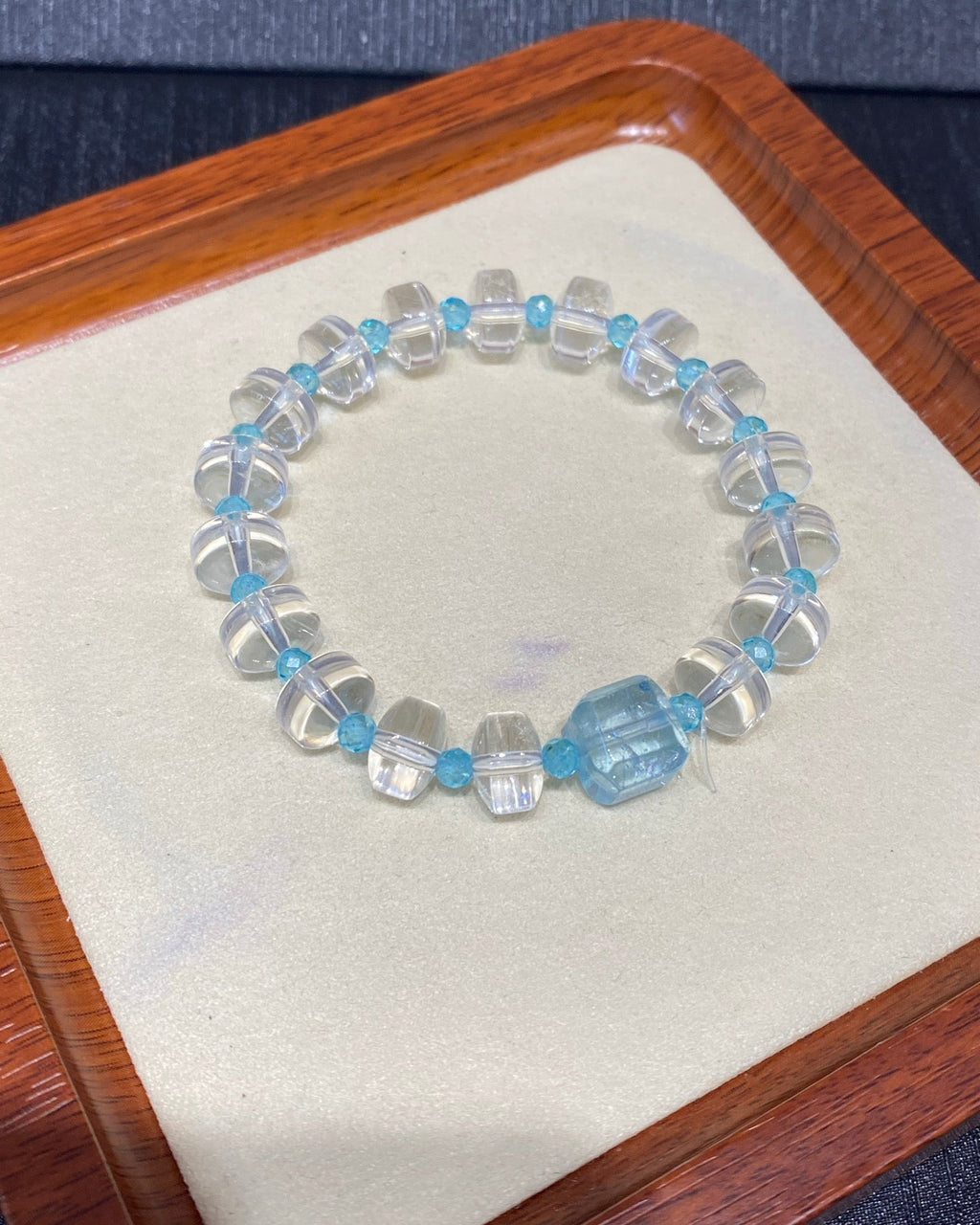 【Cloud Layers】 Rock Crystal & Topaz Bracelet
