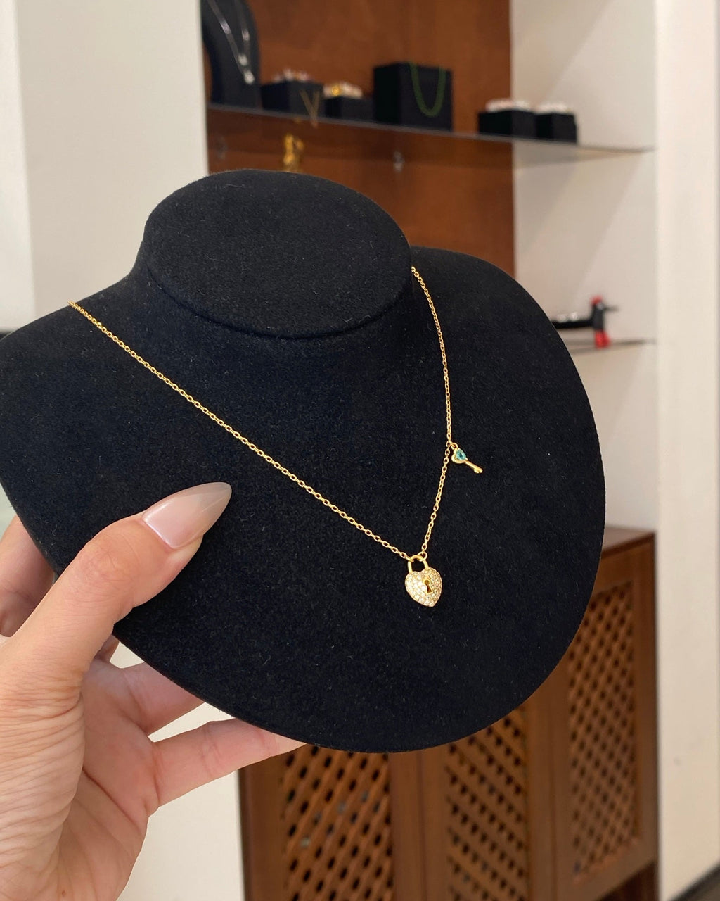 【Heart Lock of the Cosmos】 Necklace
