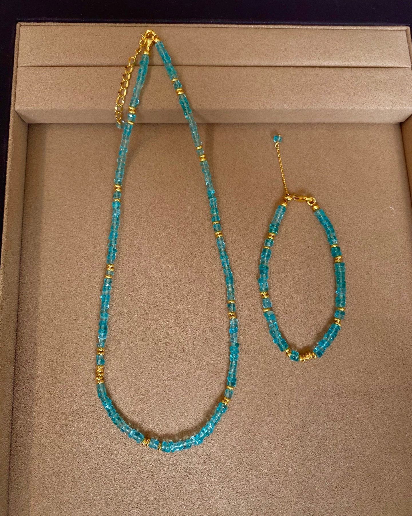 Natural Apatite Jewelry Set