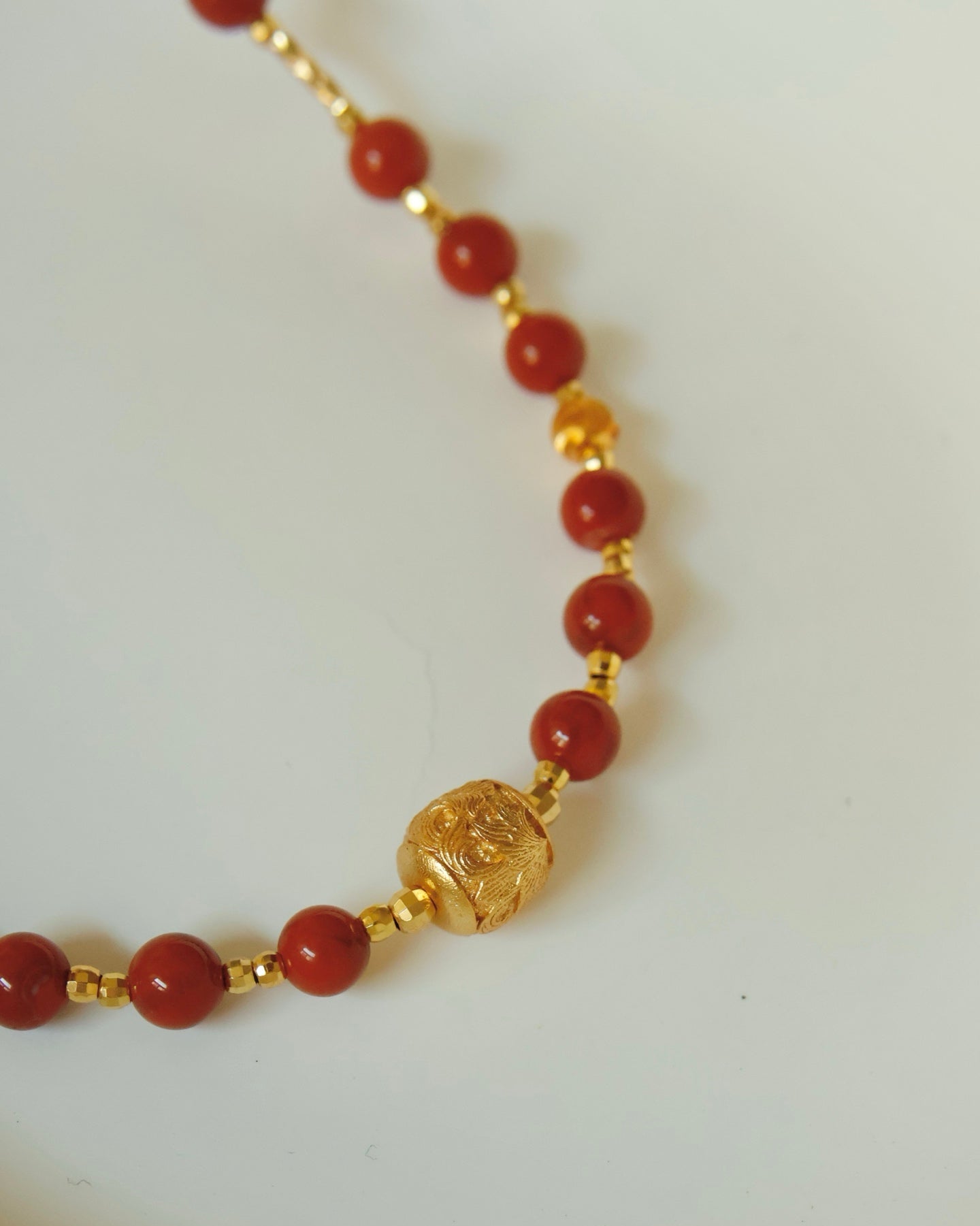 【Gilded Crimson】 Southern Red Agate Necklace