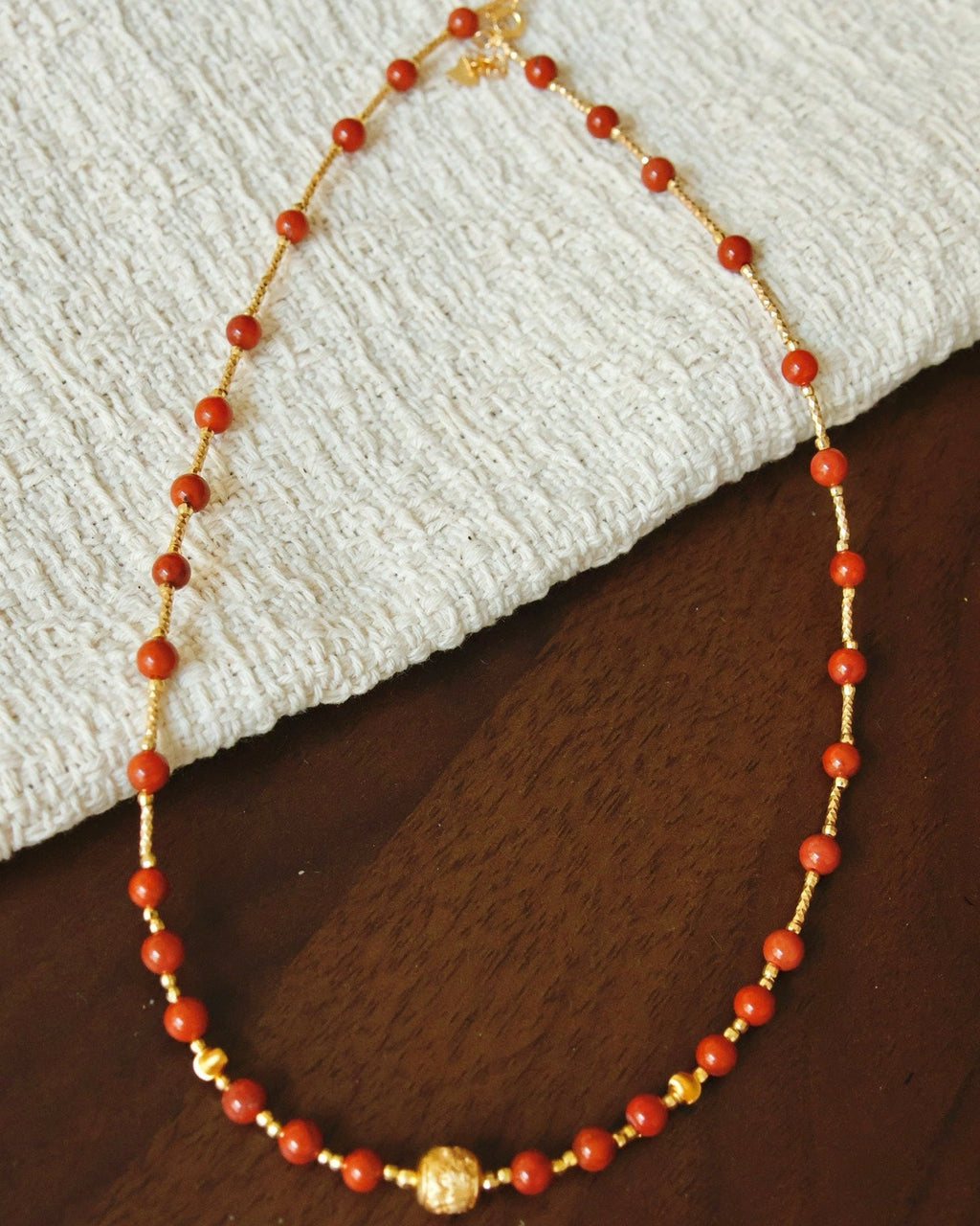 【Gilded Crimson】 Southern Red Agate Necklace