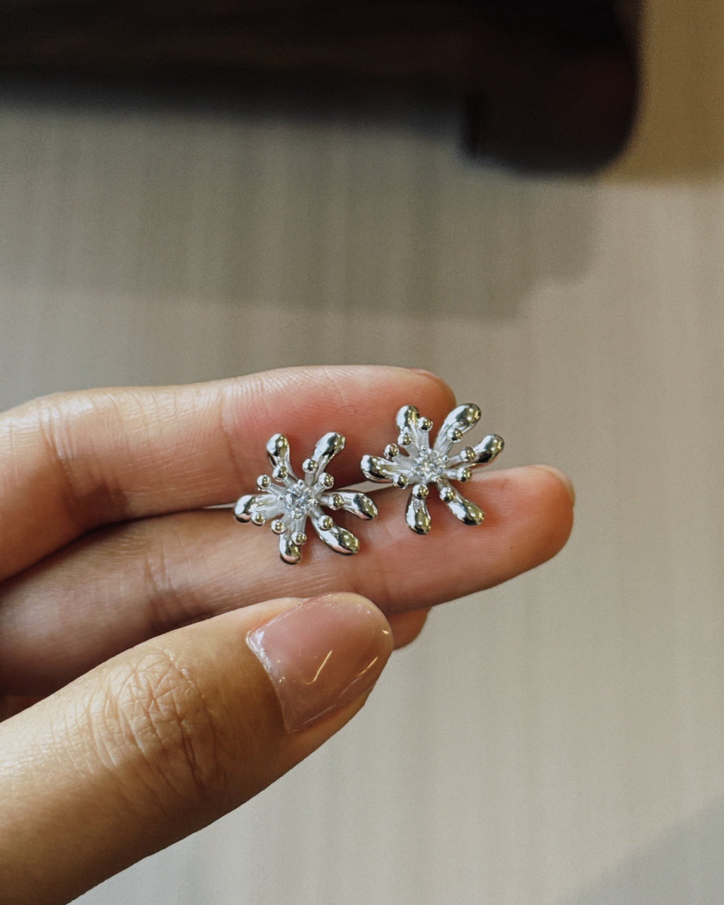 【Starlit Sparks】 Fireworks Stud Earrings