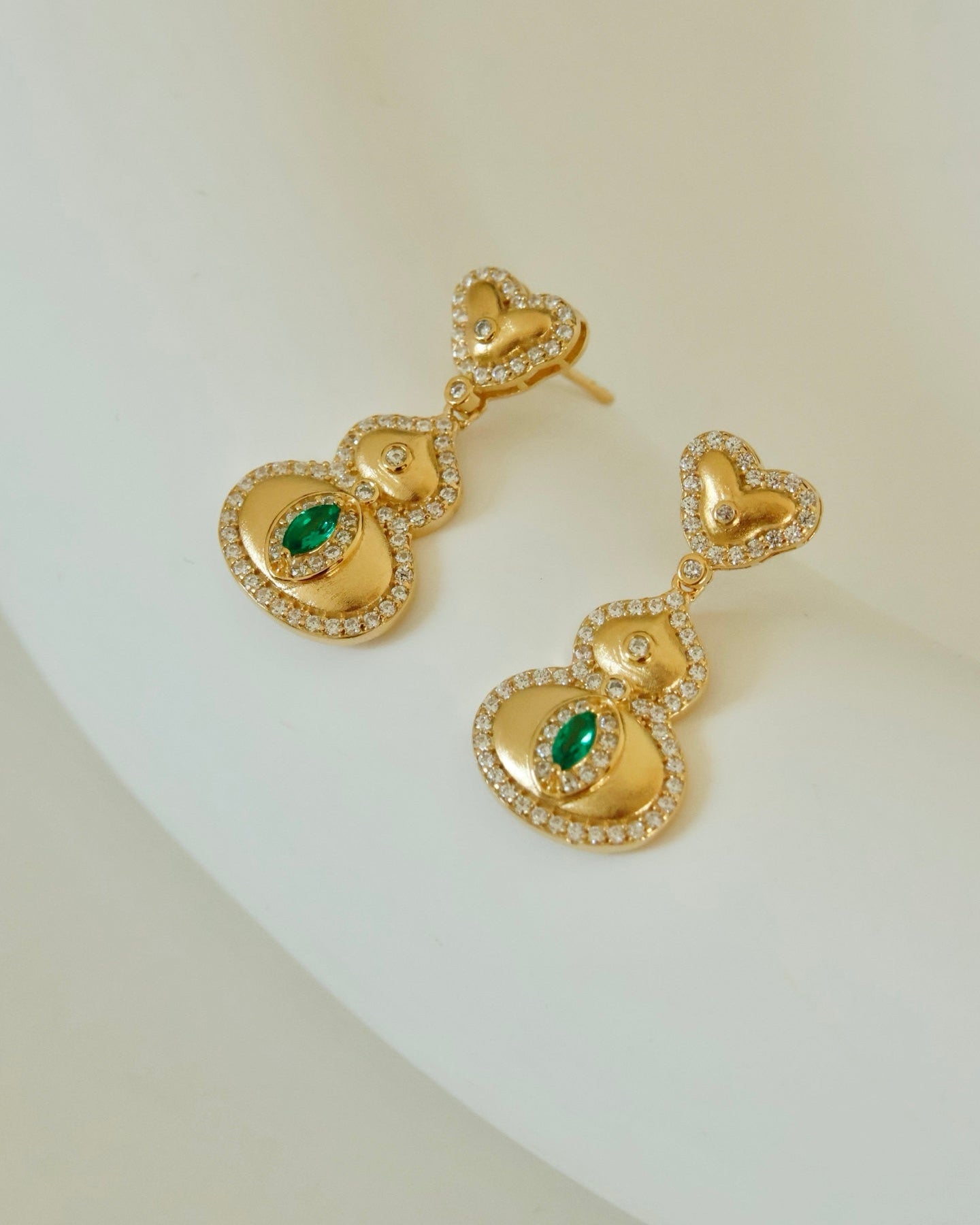 【Double Blessings】 Golden Heart & Gourd Set Necklace