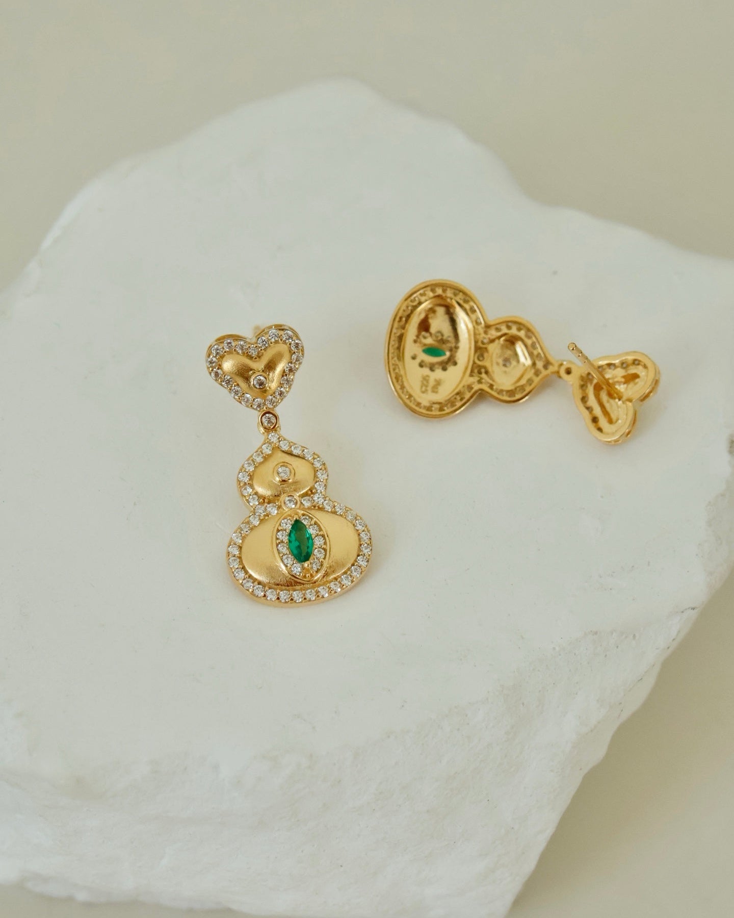 【Double Blessings】 Golden Heart & Gourd Set Necklace