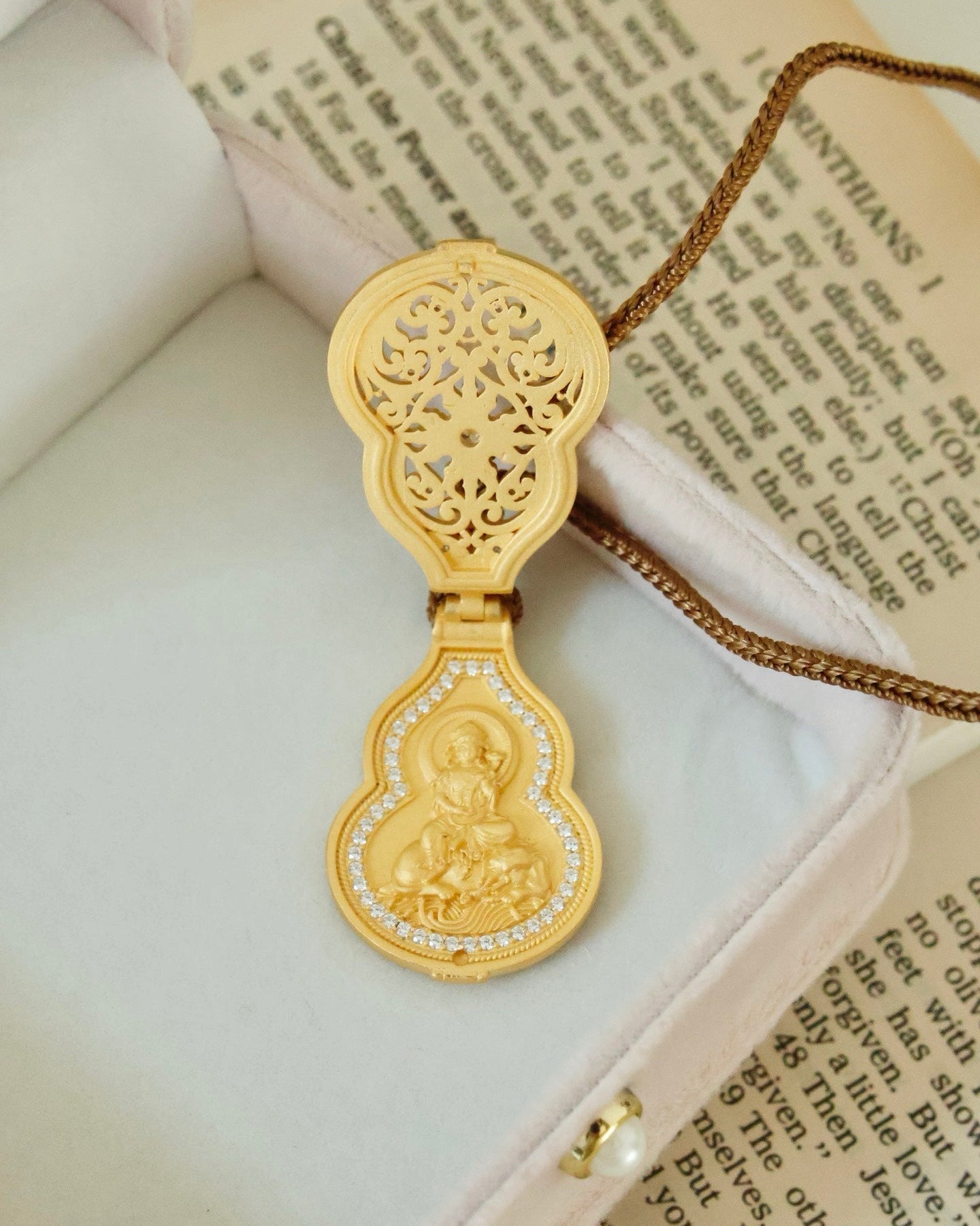 【Blossoming Dharma】 Ritual Gourd Pendant Necklace