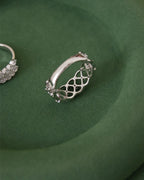 【Interwoven Galaxy】 Star Track Ring