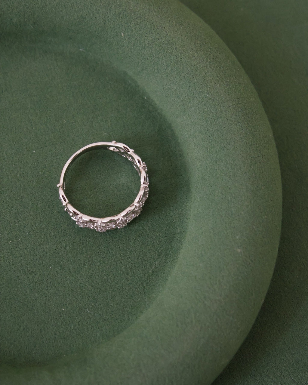 【Interwoven Galaxy】 Star Track Ring